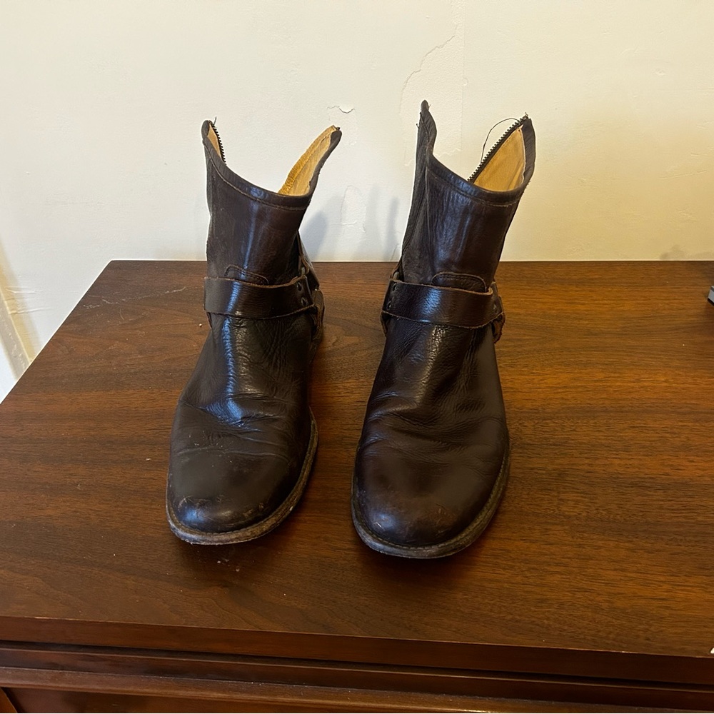 Frye engineer boots